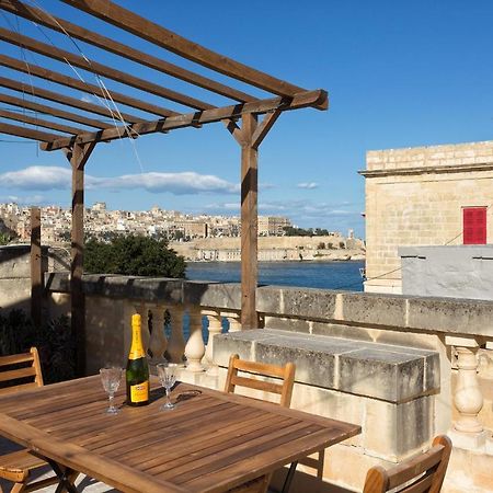 Traditional Maltese Townhouse, Roof Terrace And Views سنجليا المظهر الخارجي الصورة